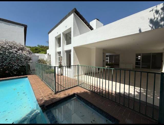 3 BEDROOM HOUSE FOR SALE IN SANDOWN